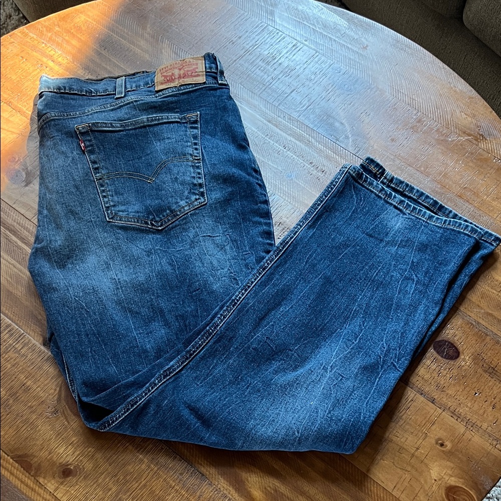 Men’s Levi's 541 Straight blue Jeans size 46 x 32